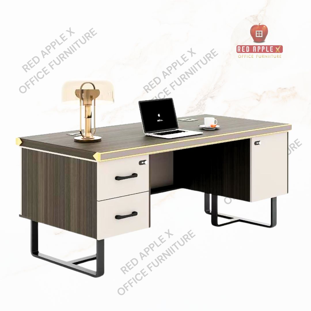 Desk Red apple (Sept) (27)