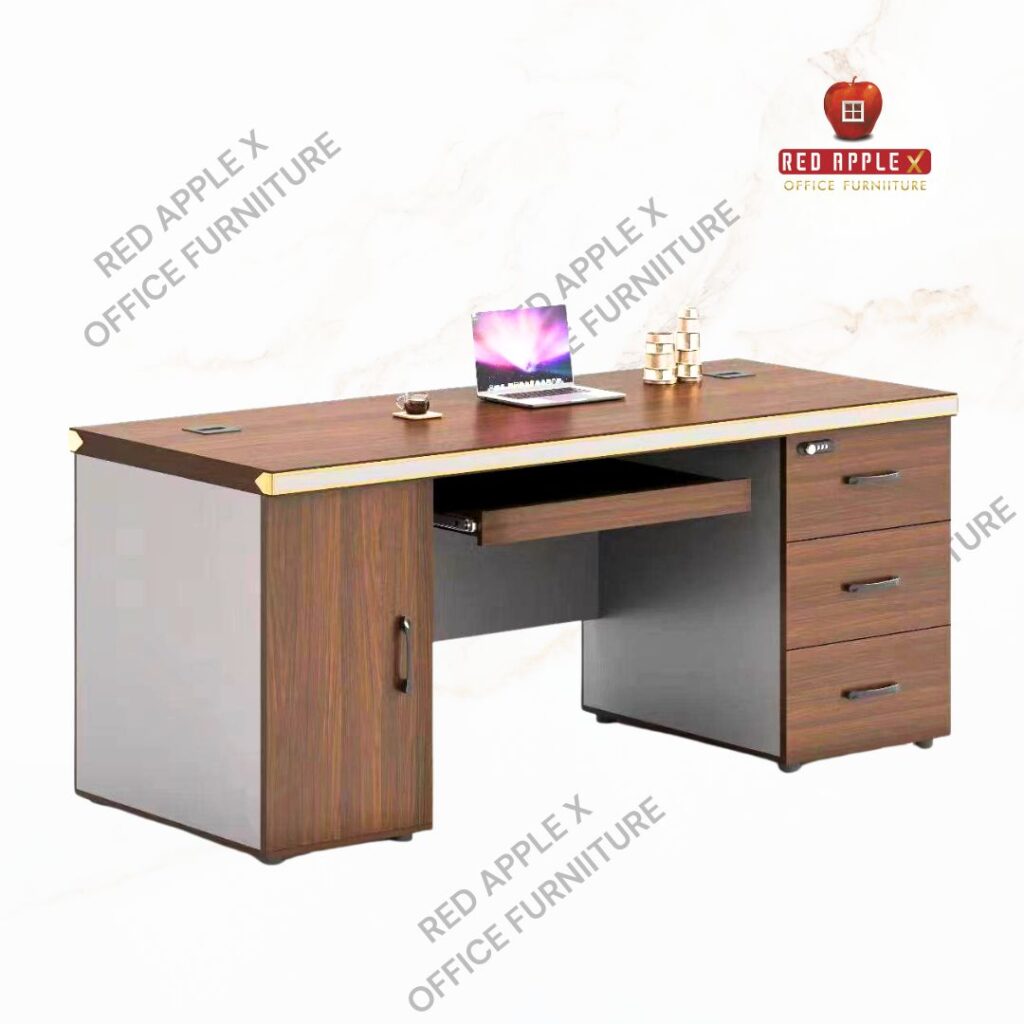 Desk Red apple (Sept) (40)